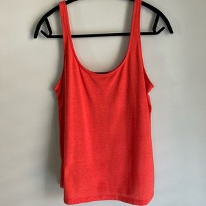SMALL - EXPRESS- Skimming Scoopneck Tank Top
Orange/Red